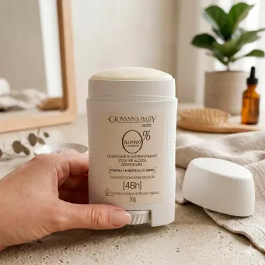 Desodorante Giovanna Baby Neutral 0% Alum&iacute;nio e &Aacute;lcool 48h Stick 50g