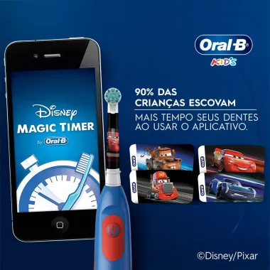 Escova Dental Infantil Oral-B Disney Pixar Cars Cores Sortidas + 2 Pilhas AA