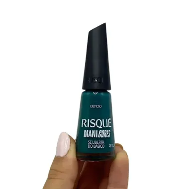 Esmalte Verde Escuro Risqué ManiCores Se Liberta do Básico Cremoso 8ml
