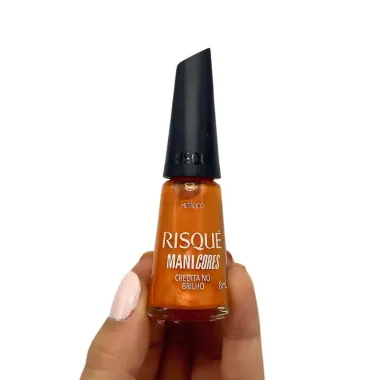 Esmalte Laranja Risqué ManiCores Credita no Brilho Metálico 8 ml