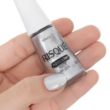 Esmalte Risqu&eacute; Nova Cor Met&aacute;lico Cor Prata na Lata 8ml