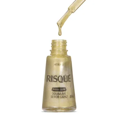 Esmalte Risqu&eacute; Nova Cor Met&aacute;lico Cor Doura-me Se For Capaz 8ml