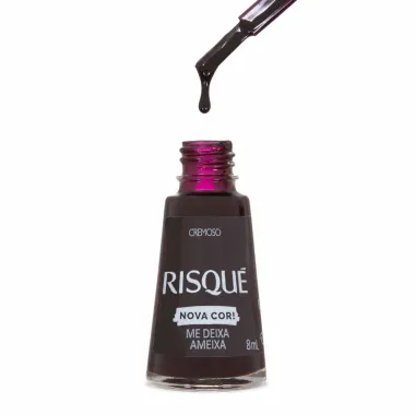 Esmalte Risqu&eacute; Nova Cor Cremoso Cor Me Deixa Ameixa 8ml