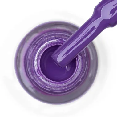 Esmalte Risqu&eacute; Nova Cor Cremoso Cor Jujuva 8ml