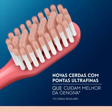 Kit Escova Dental Oral B Iconic Sensitive Cuidado Gengiva Ultra Macia Com 3 Unidades
