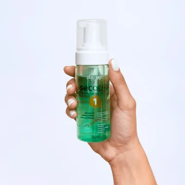 Espuma de Limpeza Facial Secatriz Foam Antioliosidade Passo 1 150ml