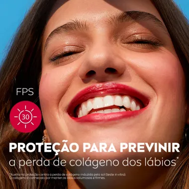 Hidratante Labial Nivea Hidra Color 3 em 1 FPS 30 Vermelho 4,8g