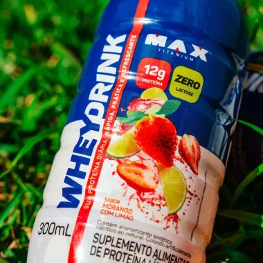 Whey Drink Max Titanium Morango Com Lim&atilde;o Zero Lactose 300ml