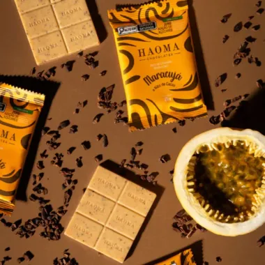 Chocolate Haoma Chocolate Branco Com Maracuja e Nibs de Cacau Zero 25g