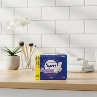 Absorvente Sym Noite e Dia Cobertura Suave com Abas 45 unidades Pacotão Econômico