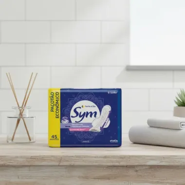 Absorvente Sym Noite e Dia Cobertura Suave com Abas 45 unidades Pacotão Econômico