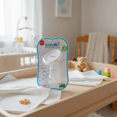 Bomba Manual Coletora de Leite Kuka Cor Branco