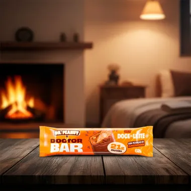 Doctor Bar Dr.Peanut Sabor Doce de Leite com Peda&ccedil;os de Amendoim com 21g de Prote&iacute;na 62g