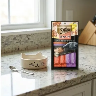 Petisco para Gato Sheba Cremoso Adultos Sabor Atum Sachê 48g