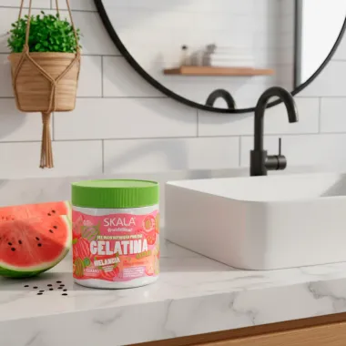 Gelatina Capilar Skala Frut&aacute;stica Melancia com Prote&ccedil;&atilde;o T&eacute;rmica e UV 550g