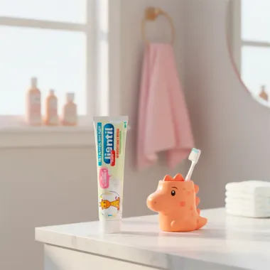 Gel Dental Dentil Baby Sabor Frutinhas com Xilitol e Camomila Sem Fl&uacute;or 50g