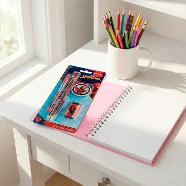 Kit Escolar Marvel Spider Man Molin com 1 Caneta Azul 2 L&aacute;pis Grafite 1 Borracha e 1 Apontador Cores Sortidas