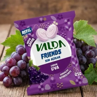 Pastilha Valda Friends Refil Novo Sabor Uva Sem A&ccedil;&uacute;car Sach&ecirc; 25g