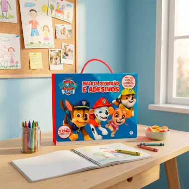 Maleta Divers&atilde;o e Adesivos Patrulha Canina Ciranda Cultural com 3 Livros e mais de 100 Adesivos