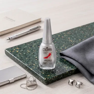 Esmalte Colorama O Diabo Veste Prada Cor Veste Prata Cintilante 8ml