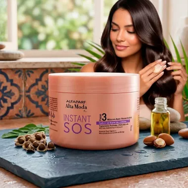 M&aacute;scara Nutri Reconstrutora Alfaparf Alta Moda Instant SOS Passo 3 Todos os Tipos de Cabelo 300g
