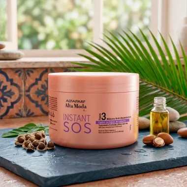 M&aacute;scara Nutri Reconstrutora Alfaparf Alta Moda Instant SOS Passo 3 Todos os Tipos de Cabelo 300g