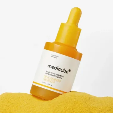 Medicube Kojic Acid Turmeric Niacinamide S&eacute;rum Facial 30ml