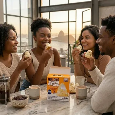 Biscoito GoldKo Marshmallow Chocolate Branco com Cookies Zero Adi&ccedil;&atilde;o de A&ccedil;&uacute;cares 30g
