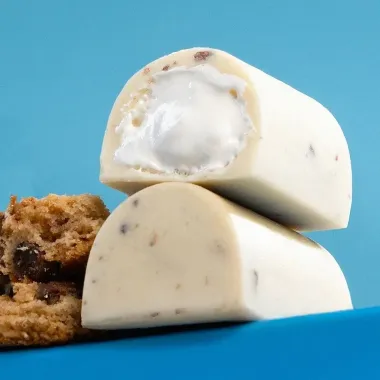 Bombom GoldKo Marshmallow com Chocolate Branco e Cookies Zero Adi&ccedil;&atilde;o de A&ccedil;&uacute;cares 11,5g