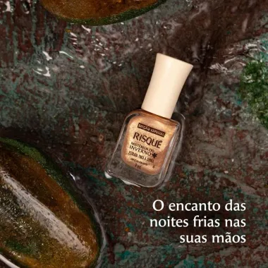Esmalte Risqu&eacute; Mist&eacute;rios do Inverno Estrada para a Serra Cobertura com Efeito 9ml