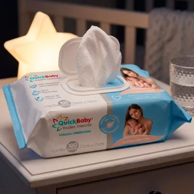 Toalhas Umedecidas QuickBaby Rec&eacute;m Nascido Dermocalmante 100 Unidades
