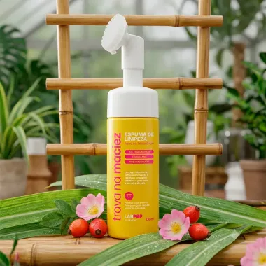 Espuma de Limpeza LabPop by Labotrat Trava na Maciez 130ml