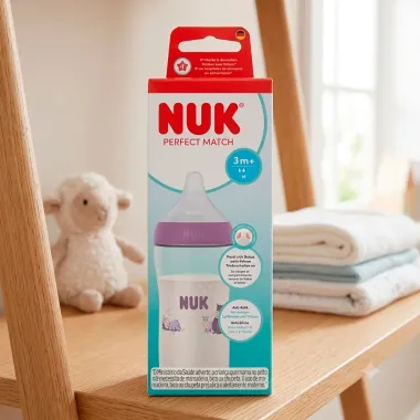 Mamadeira NUK Perfect Match Hipop&oacute;tamo 3+ Meses Bico Flex&iacute;vel Fluxo M&eacute;dio 260ml