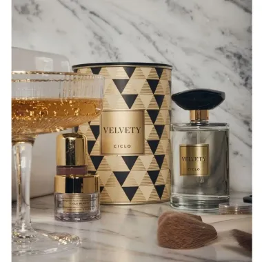 Deo Col&ocirc;nia Ciclo Velvety Lata 100ml