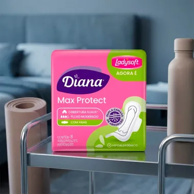 Absorvente Diana Max Protect Cobertura Suave com Abas 8 Unidades