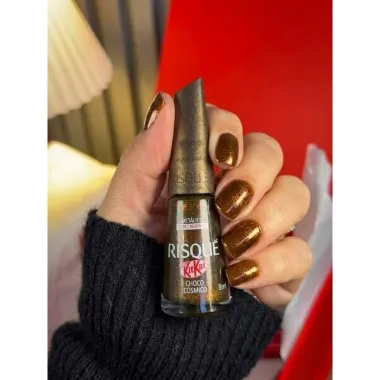 Esmalte Met&aacute;lico com Cheirinho Risqu&eacute; Kitkat Choco C&oacute;smico Existe 8ml