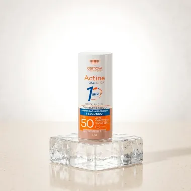 Prote&ccedil;&atilde;o Solar Facial Actine One Stick Multifuncional FPS 50 Toque Seco Cor Tom 1 13g