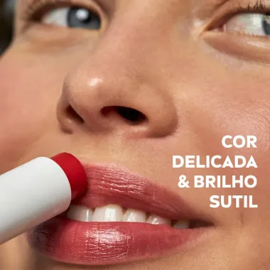 Hidratante Labial Nivea Morango Shine 4,8g