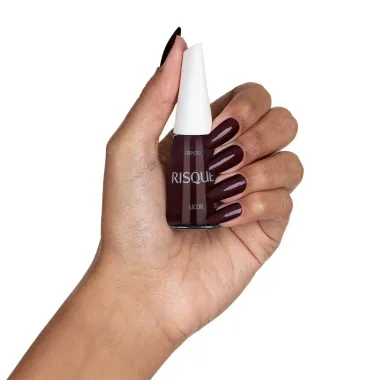 Esmalte Risque Vermelho Cremoso Licor com 8ml