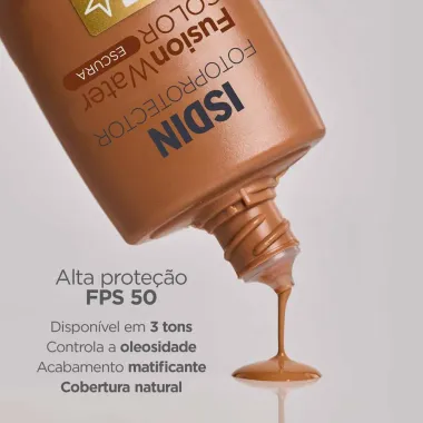 Protetor Solar Facial Isdin Fusion Water 5 Stars Color FPS 50 Cor Escura 50ml