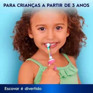 Escova Dental Elétrica Oral-B Kids Disney Princesas Vitality com 1 Cabo 1 Refil e 1 Carregador Bivolt