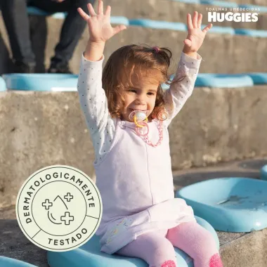 Len&ccedil;os Huggies Higiene Superior Limpam 2x Mais 4 x 48 Unidades