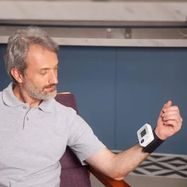 Aparelho de Press&atilde;o Omron Autom&aacute;tico Pulso Control HEM 6124 com 1 Unidade