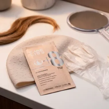 P&oacute; Descolorante Care Liss Camomila Cless Abre At&eacute; 8 Tons Sach&ecirc; 8g