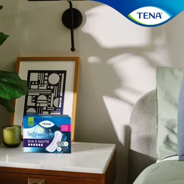 Absorvente para Incontinência Urinária Tena Lady Discreet Dia e Noite 12 Unidades