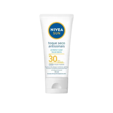 NIVEA SUN Protetor Solar Facial Toque Seco Antissinais FPS 30 40ml 1