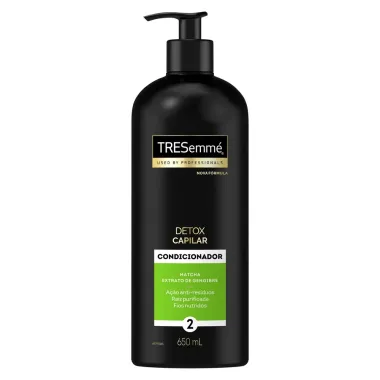 Condicionador Tresemmé Detox Capilar Matcha e Extrato de Gengibre 650ml