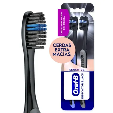 Escova Dental Oral-B Indicator Black Sensitive com Carv&atilde;o Extra Macia com 2 Unidades
