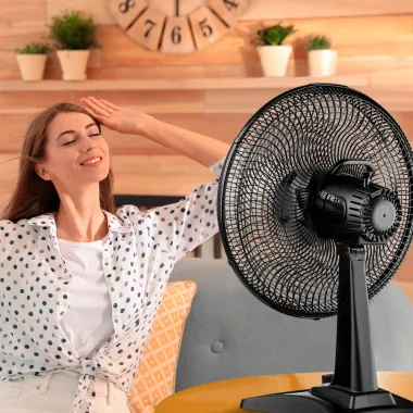 Ventilador de Mesa Multilaser Multi Turbo 40 Cor Preto 40cm VL401 127V
