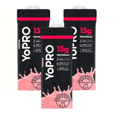 Kit 3 Bebida Láctea UHT YoPro Shake Sabor Morango 15g de Proteína 250ml